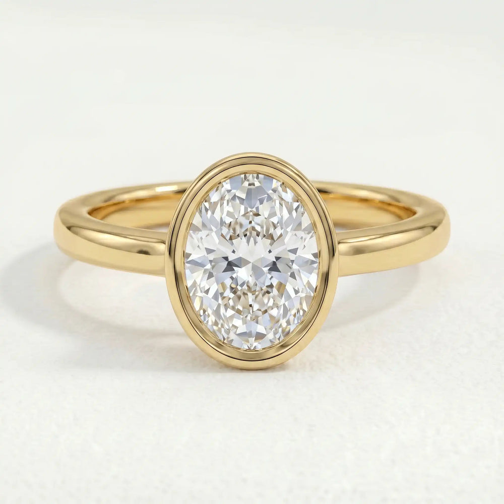 Margot Oval Bezel — 18ct Gold